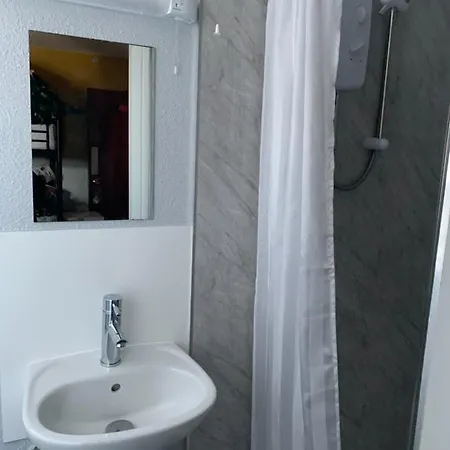 Guest house The Woodleigh Family Hotel Blackpool