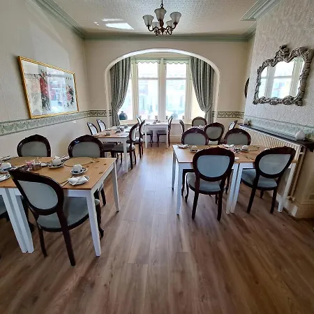 Hotel Lily Blackpool