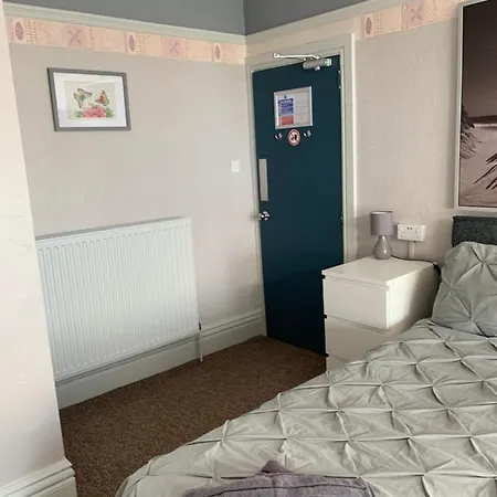 The Woodleigh Family Hotel Guest house *