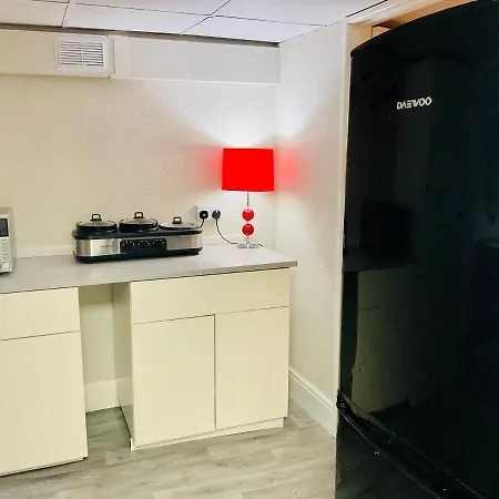 酒店 丹尼斯科特旅馆 3*