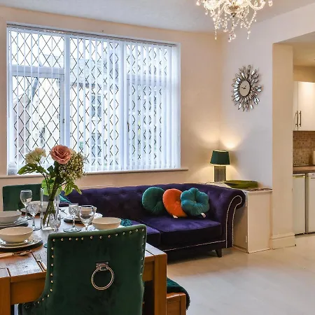 Grove Holiday home Blackpool