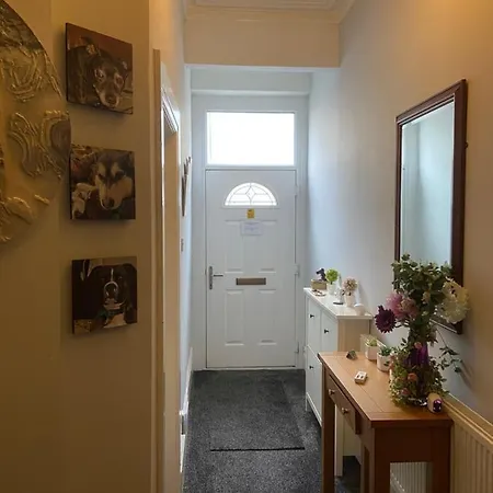 Penryn House Green Guest house