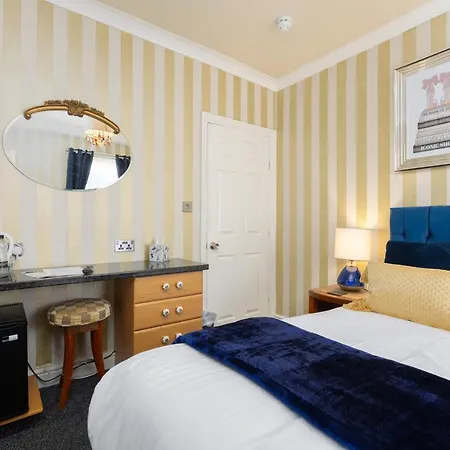 Adelaide - Town Centre - Opposite Winter Gardens * Blackpool