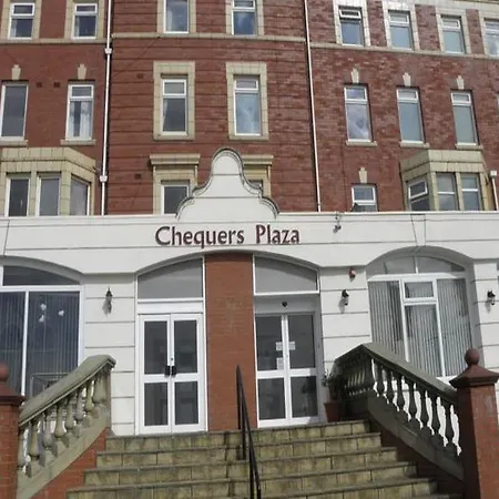 Chequers Plaza Hotel Blackpool