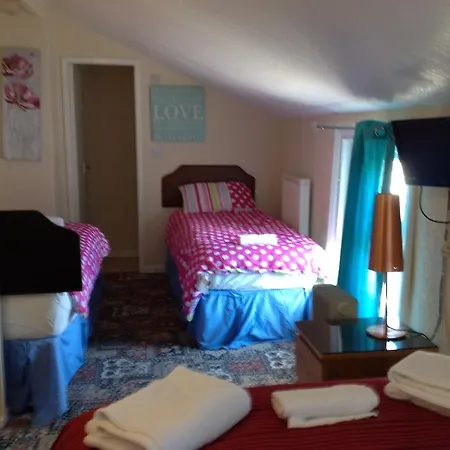 Cowley Hotel