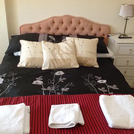 Cowley Hotel 2*