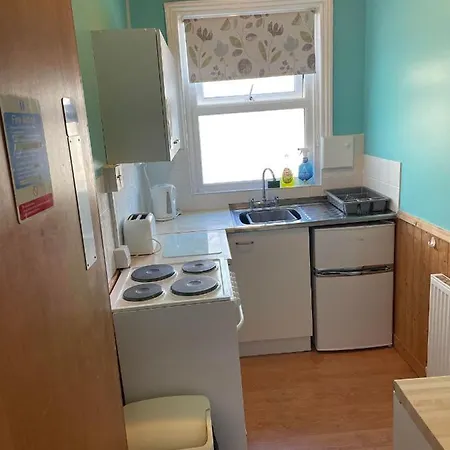 Apartment Cleveland Court