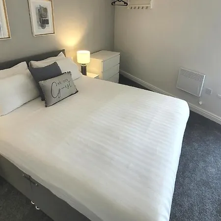 Apartment 54 Central