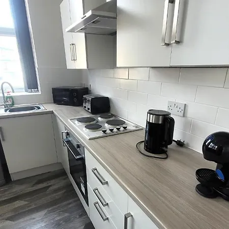 Apartment 54 Central