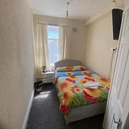 Crosby Hotell