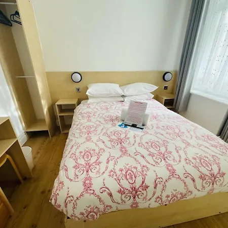 Guest house Granville 3*