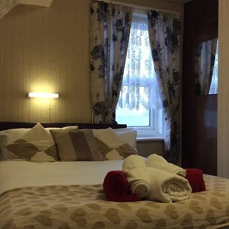Bed & Breakfast Beverley Dean - Children Over 5 Years Welcome - Continental Breakfast
