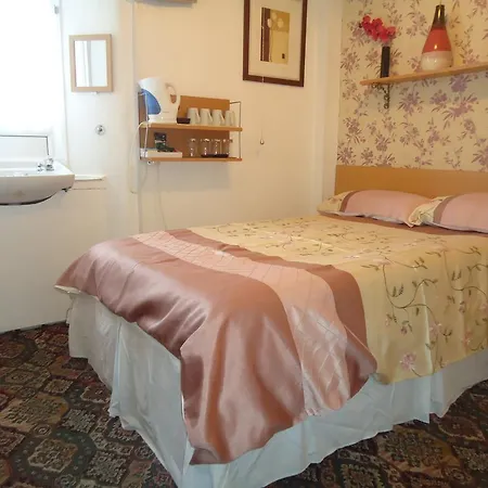 Beechwood Pensionat 3*