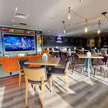 度假村 布莱克浦乡村酒店 4*