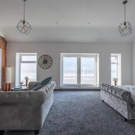 호텔 Residency Luxury Seafront