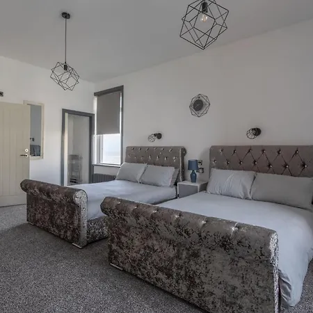 호텔 Residency Luxury Seafront 5*