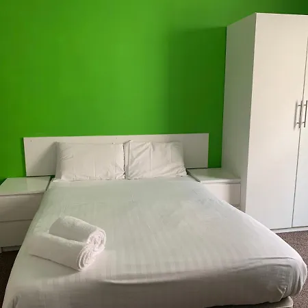 Hotel Jini *