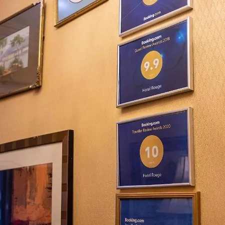 Lux Szálloda *
