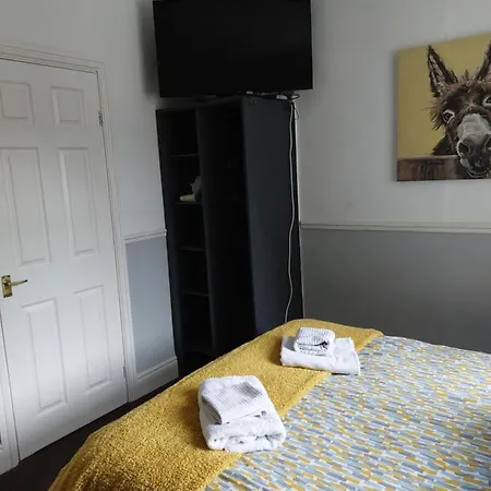 Lynbar Guest house Blackpool