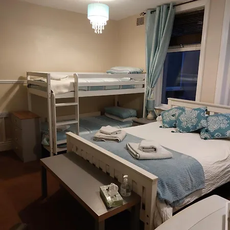 Lynbar Guest house