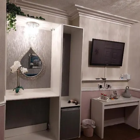 Lynbar Guest house