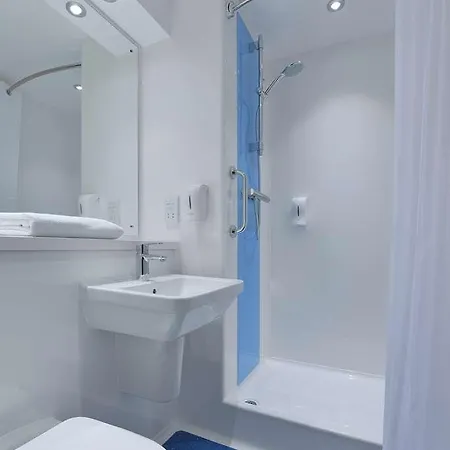 Hotell Travelodge South Promenade 3*