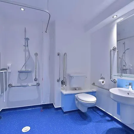 Travelodge South Promenade Hotell 3*