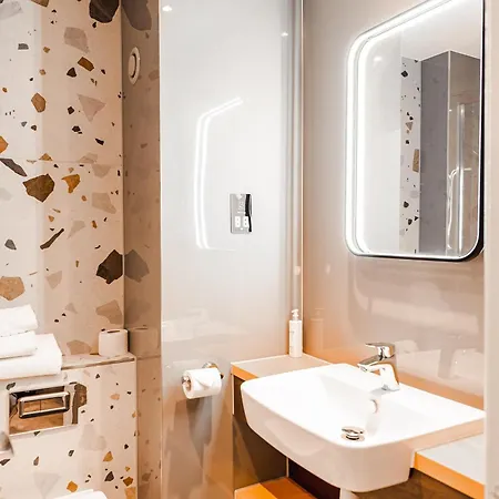Village 4* Blackpool