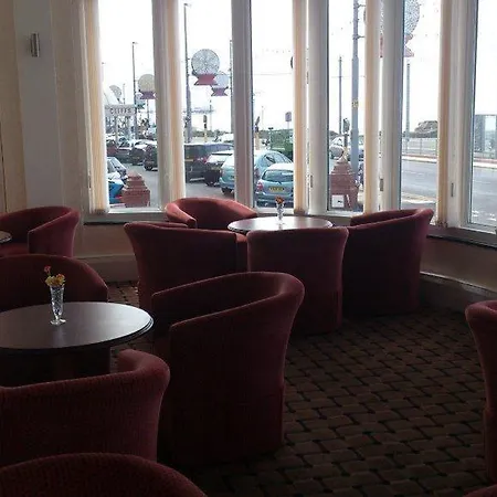 Chequers Plaza Hotel