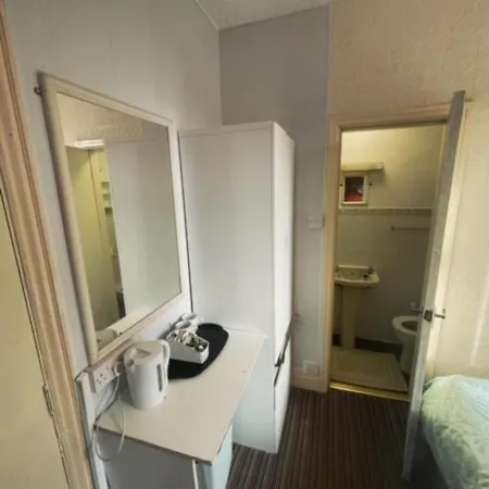 Prestige Plaza 3*
