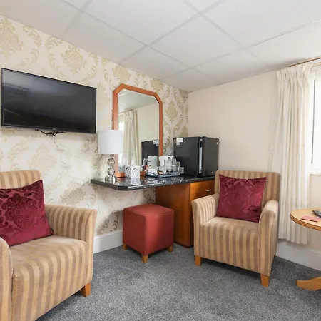 Adelaide - Town Centre - Opposite Winter Gardens Hotel *