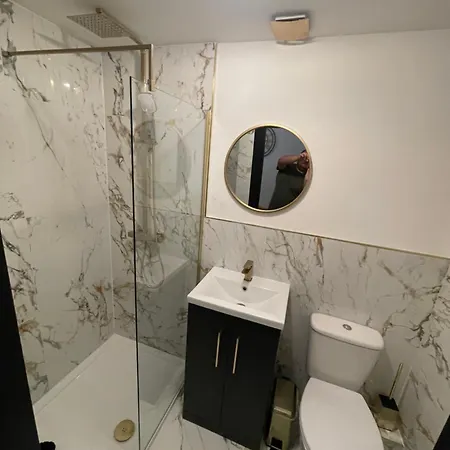 Residency Luxury Seafront 5* 블랙풀