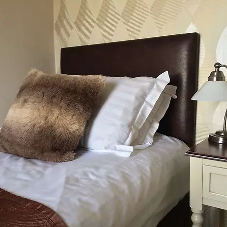 4 Star Phildene