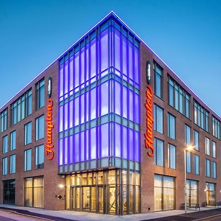 Hampton By Hilton 3* בלקפול