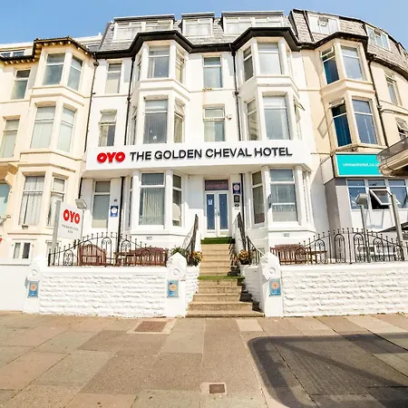 Oyo The Golden Cheval Hotel 3*