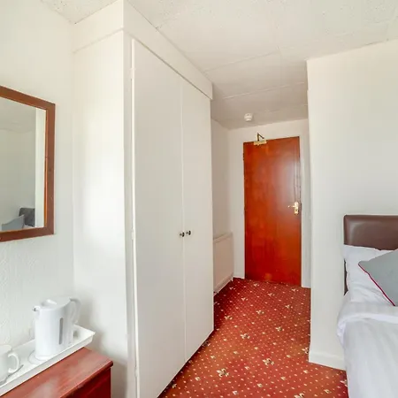 Hotel Oyo The Golden Cheval Blackpool