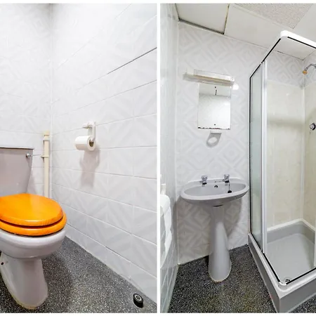 Oyo The Golden Cheval Hotel Blackpool