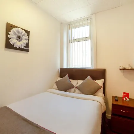 Oyo The Golden Cheval Hotel 3*