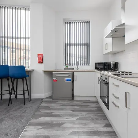 Apartment 54 Central