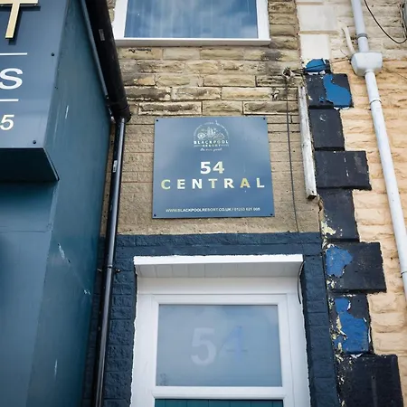 Apartment 54 Central