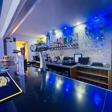 酒店 丹尼斯科特旅馆 3*