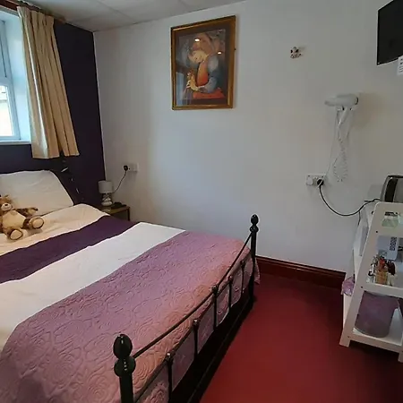 Guest house Selenite 2*
