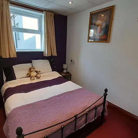 Selenite Guest house 2*