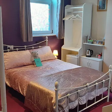 Selenite Guest house Blackpool