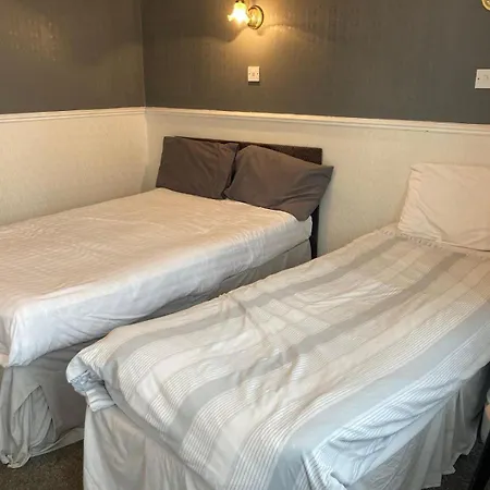 Iona Bed & Breakfast Blackpool