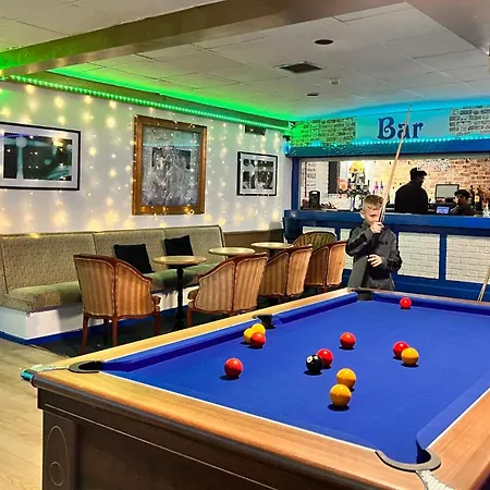 The Oxford 3* Blackpool