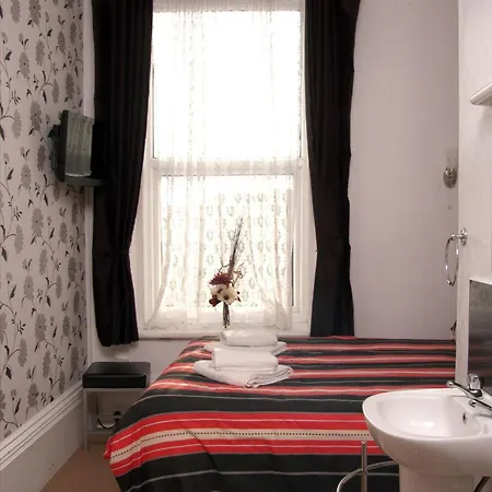 Guest house The Shepperton