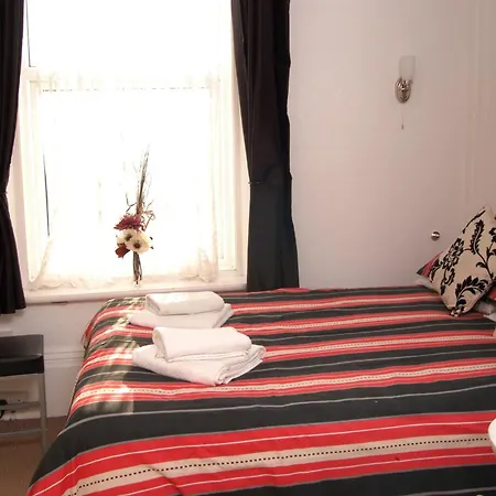 Guest house The Shepperton 3*