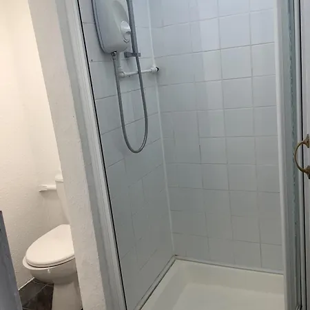 Tuxford House 2* Блэкпул