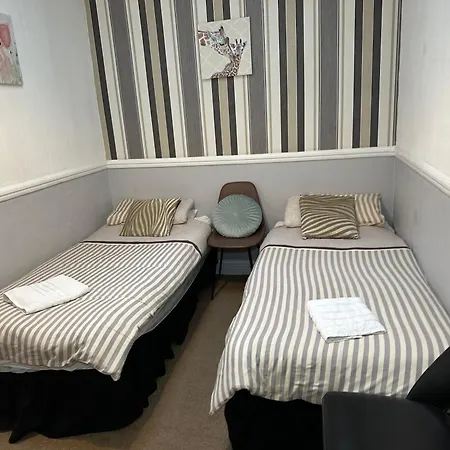 Konukevi Tuxford House Blackpool